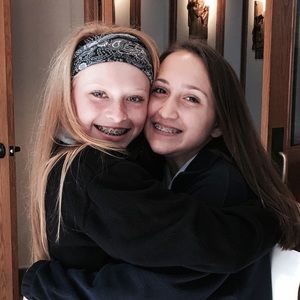 Meet your Posher, Ava