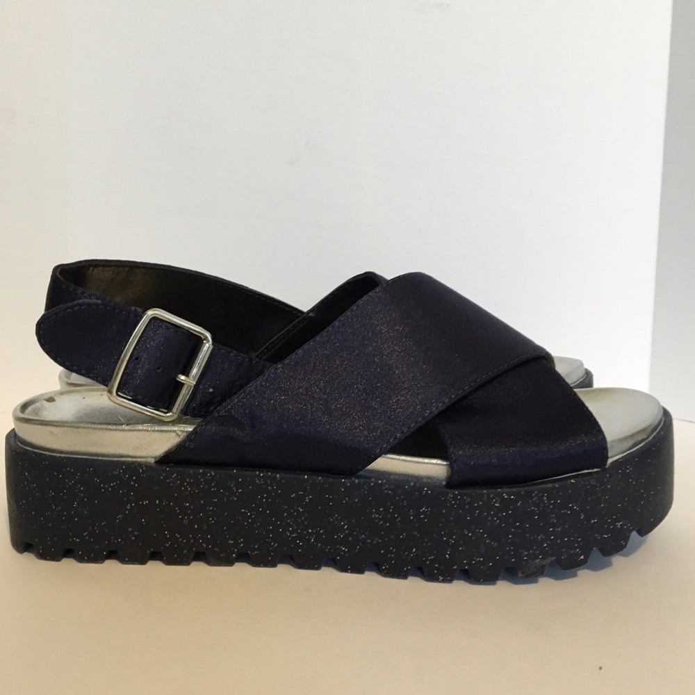 NWOT Aldo platform sandals