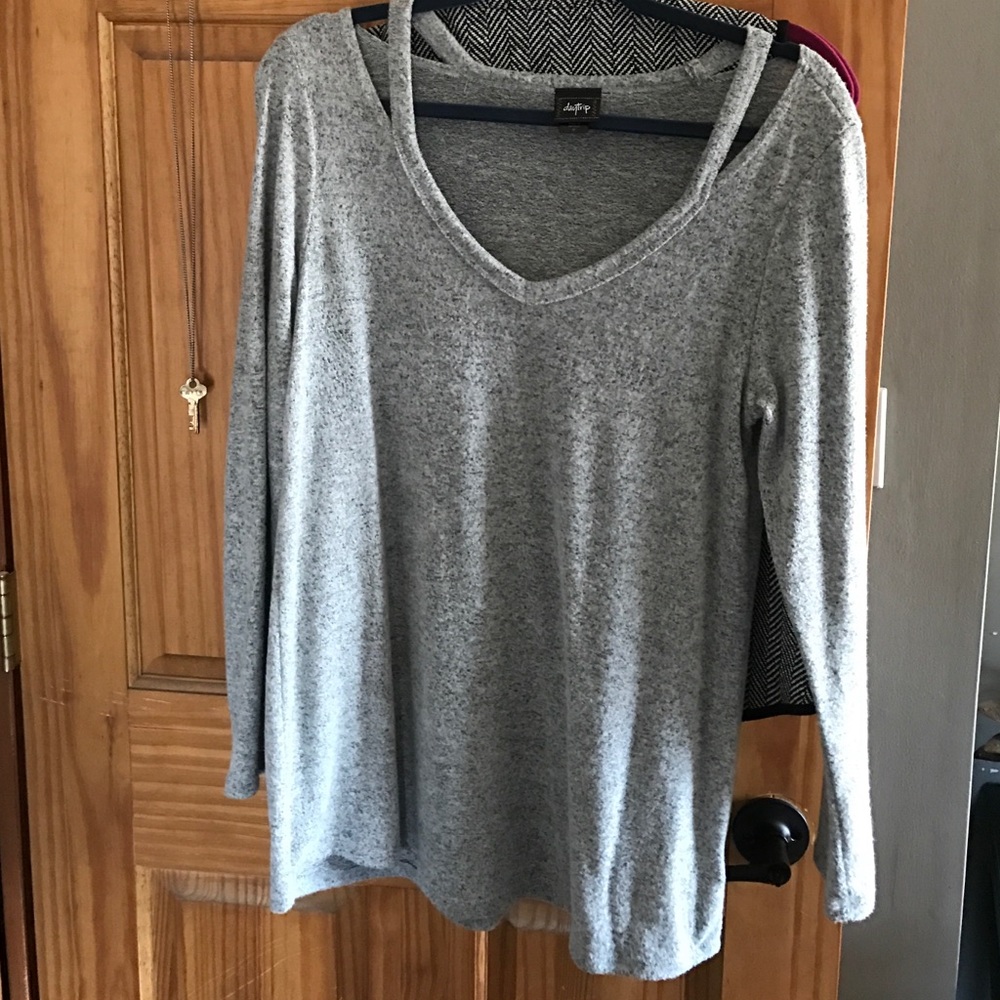 Light weight long sleeve