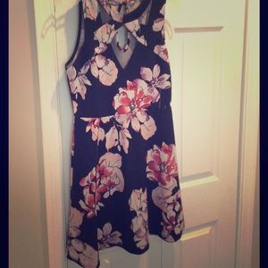 Flower print dress NWOT
