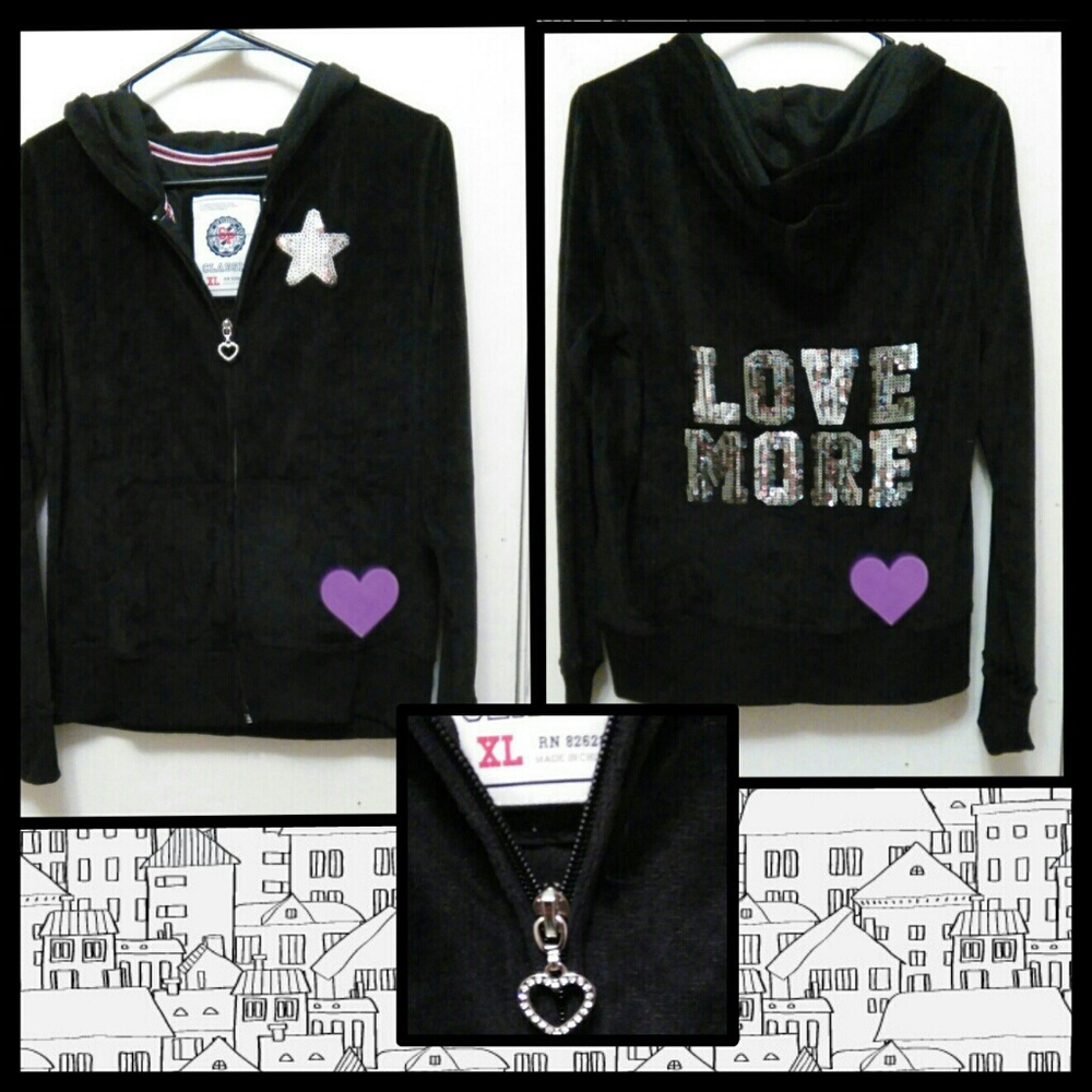 ,🎊New listing🎊 Adorable sequined black hoodie