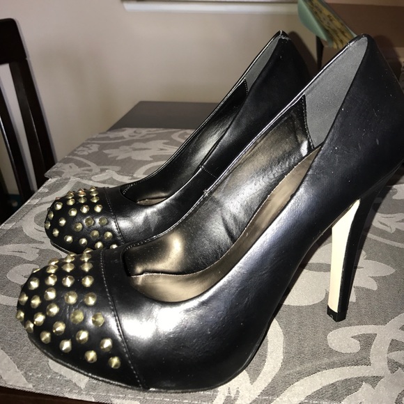Madden Girl Shoes - Platform Studded Heels New In Box