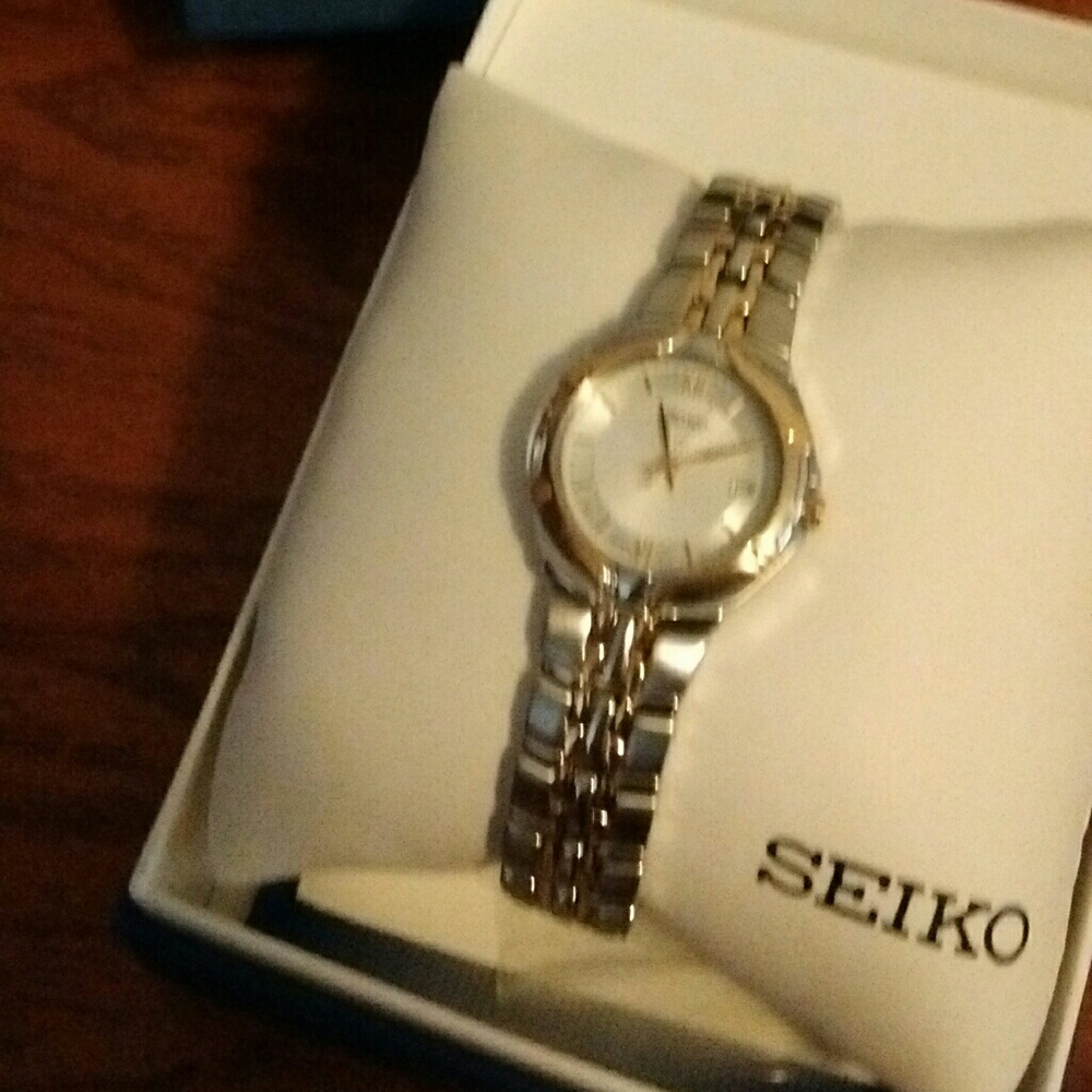 Womens bracelet watch