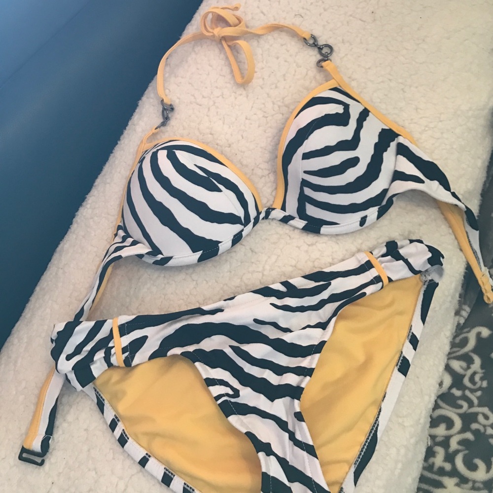 Push up bra swimsuit