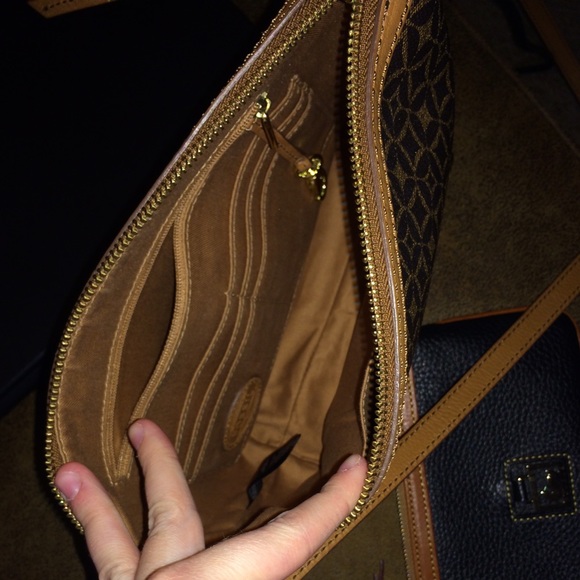 Fossil Crossbody Purse - Picture 3 of 4
