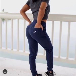 GYMSHARK BLACK FIT BOTTOM (sold out online)