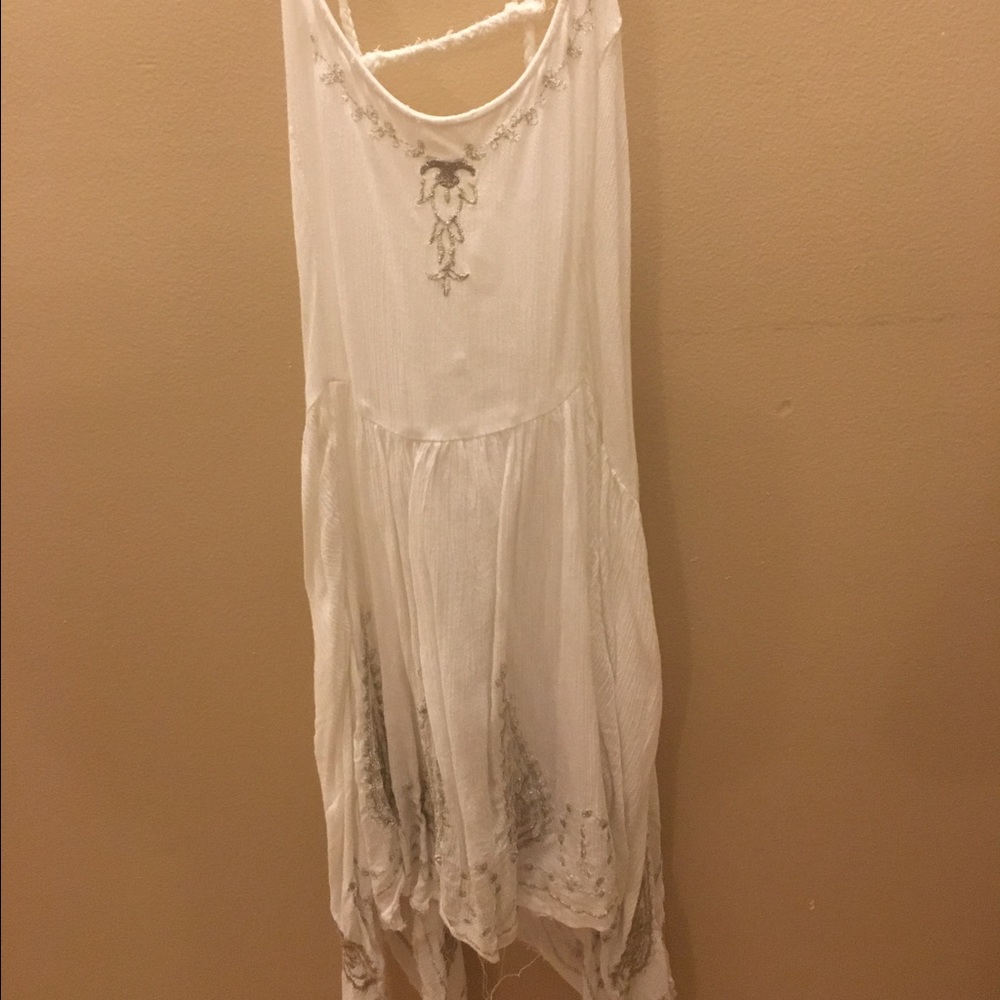 Free people tunic/dress with embroidery