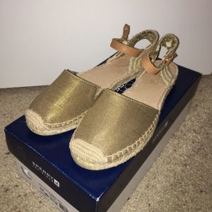 Sperry Flats size 8.5