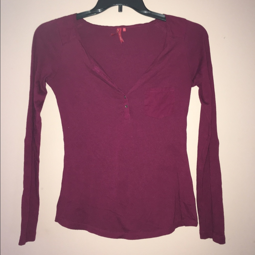 Button Up Women's Tee