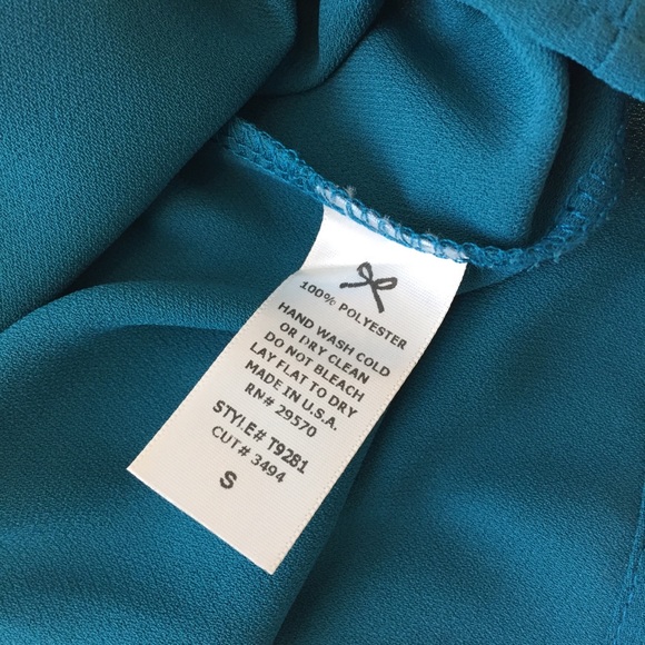 {Everly} 3/4 Sleeve Top - Picture 7 of 7