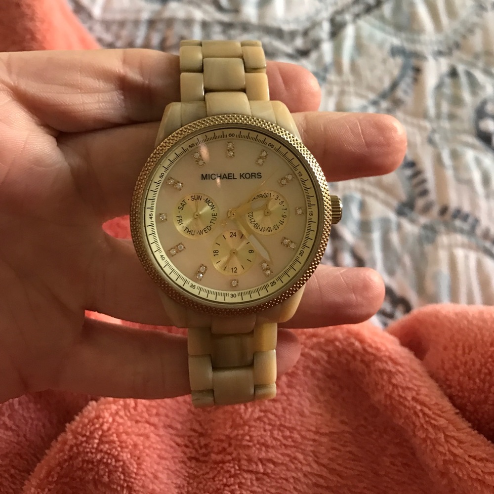 Michael kors watch