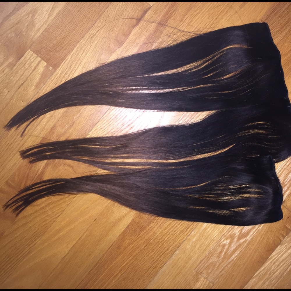 BRAND NEW FOXY LOCKS CLIP IN EXTENSIONS
