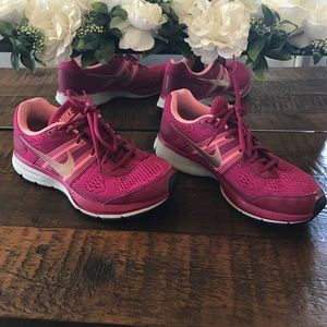Nike women's Shoes- only used indoors