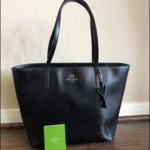 Black Kate Spade tote