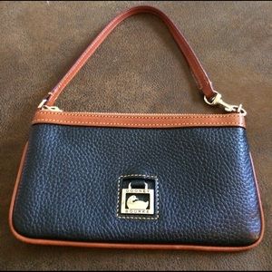 Dooney & Bourke Clutch / Wristlets / Phone holder