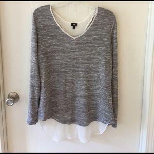 🌈SALE! Light long sleeve top!