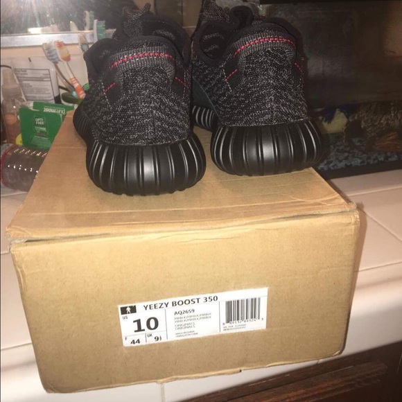 Yeezy boost 350 pirate black - Picture 3 of 4