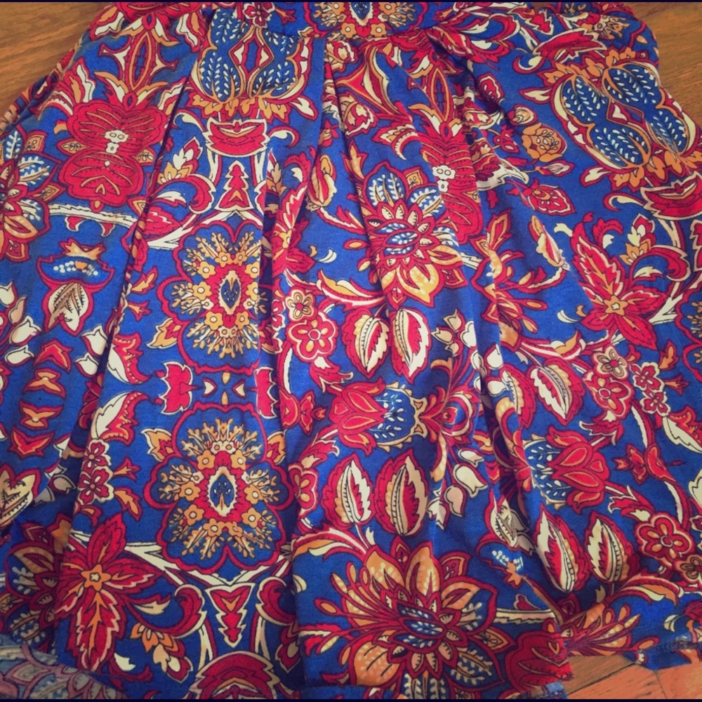 Skirt with pockets!