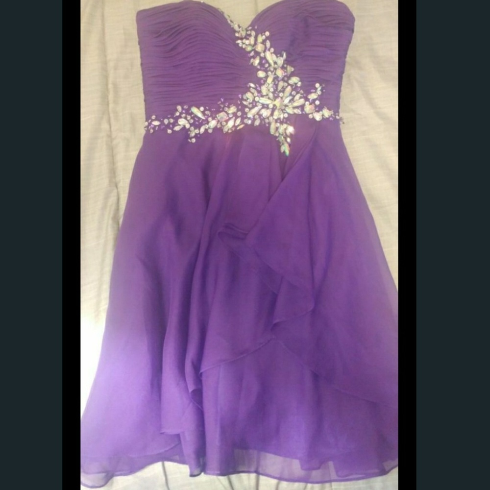 Purple short prom/formal dress