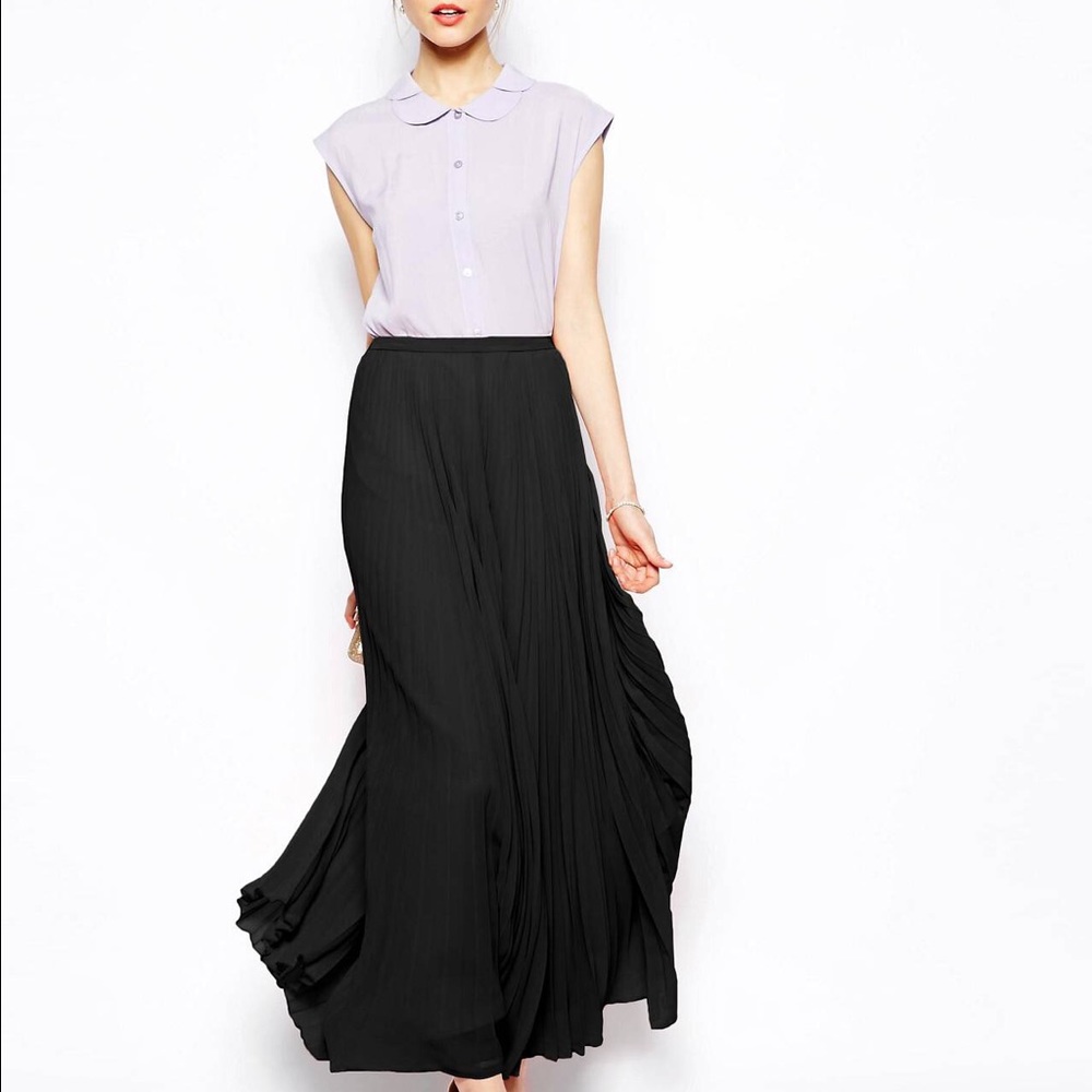 NWT! Asos Pleated Skirt Black