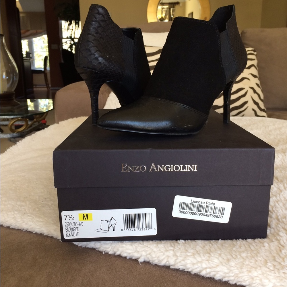 Enzo Angiolini booties
