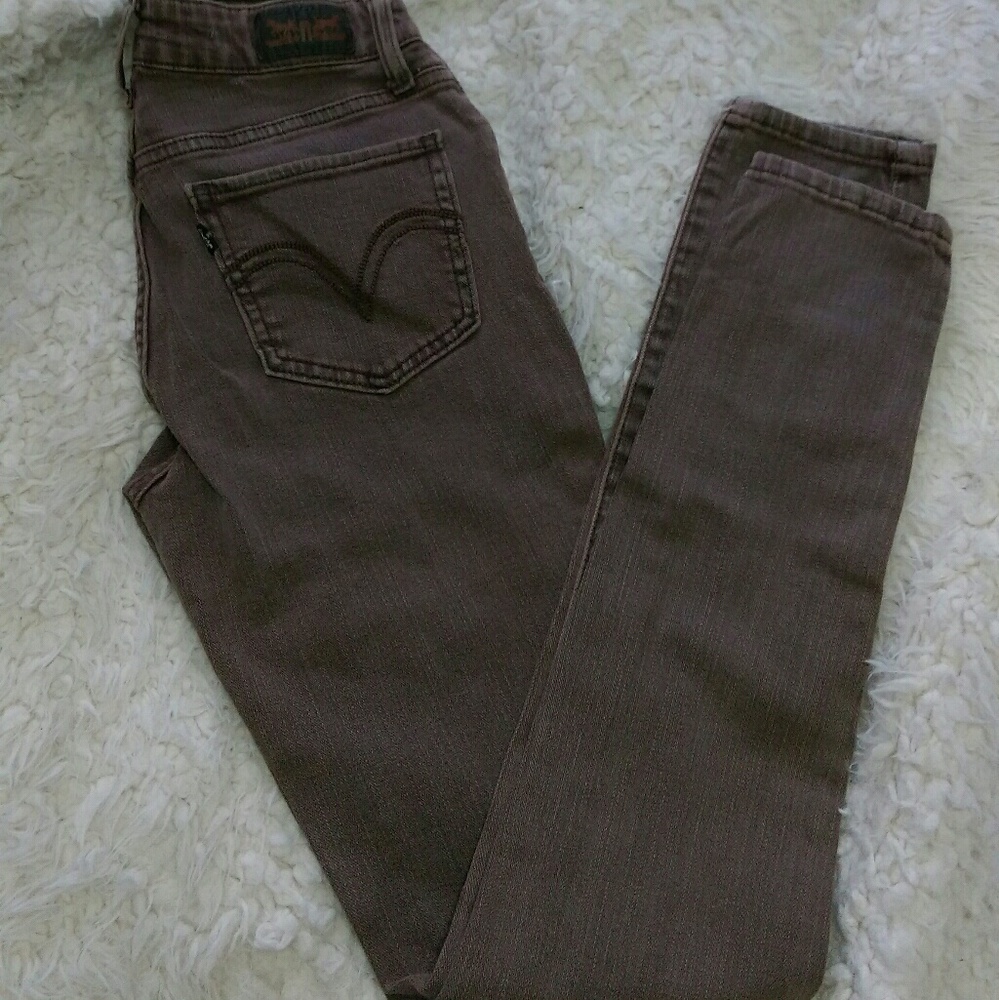 🌼🌼SOLD💮💮Levi's skinny jeans