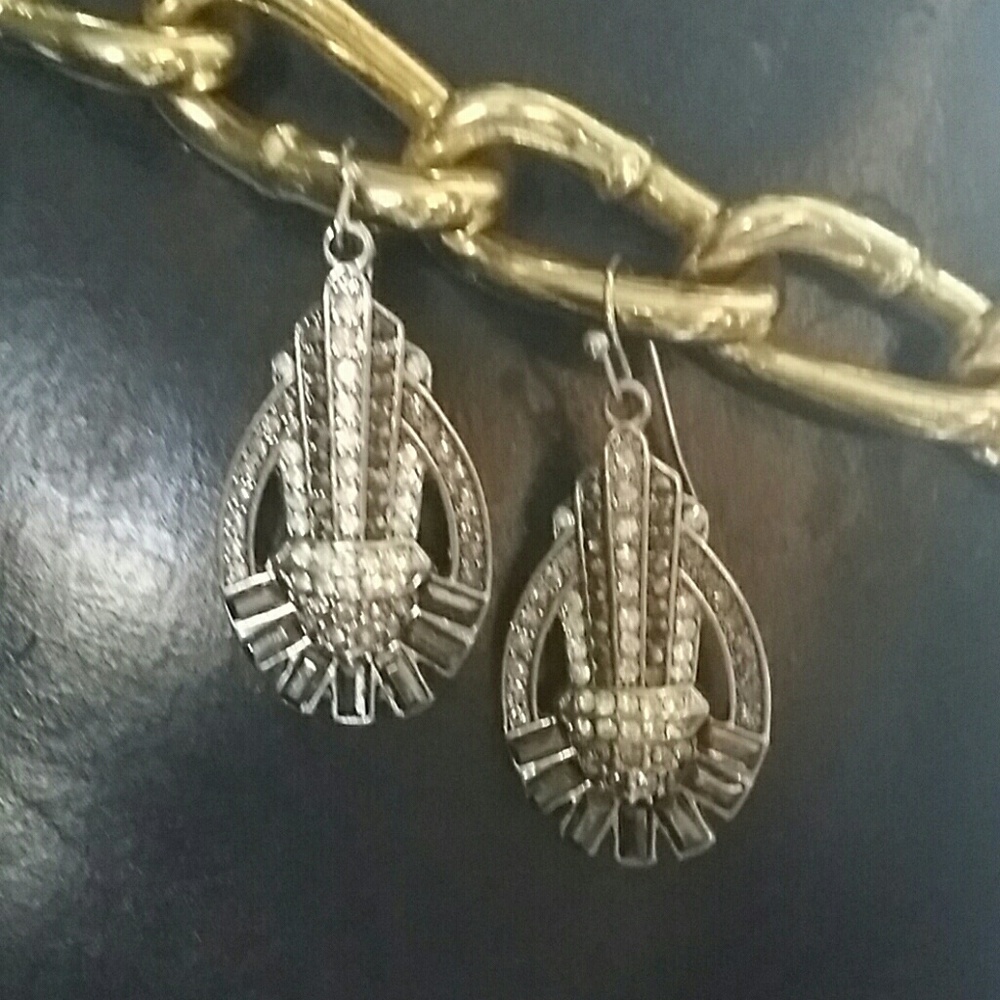 Retro style dangling earrings