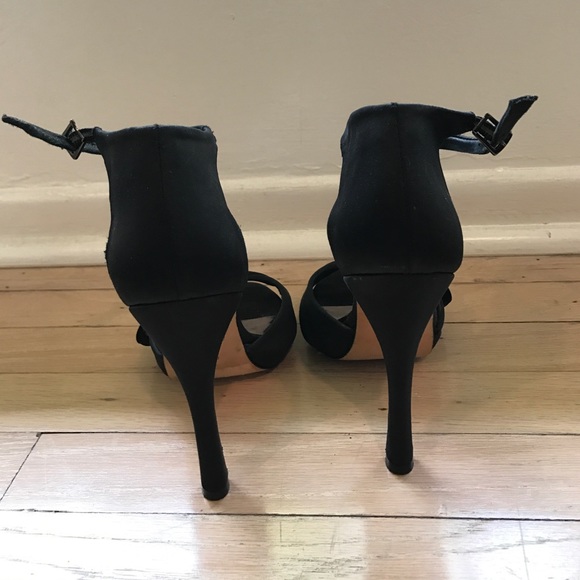 Badgley Mischka black satin heels - Picture 3 of 3