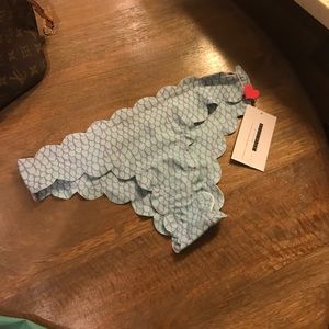 Lolli scallop bikini bottom in lagoon size large.