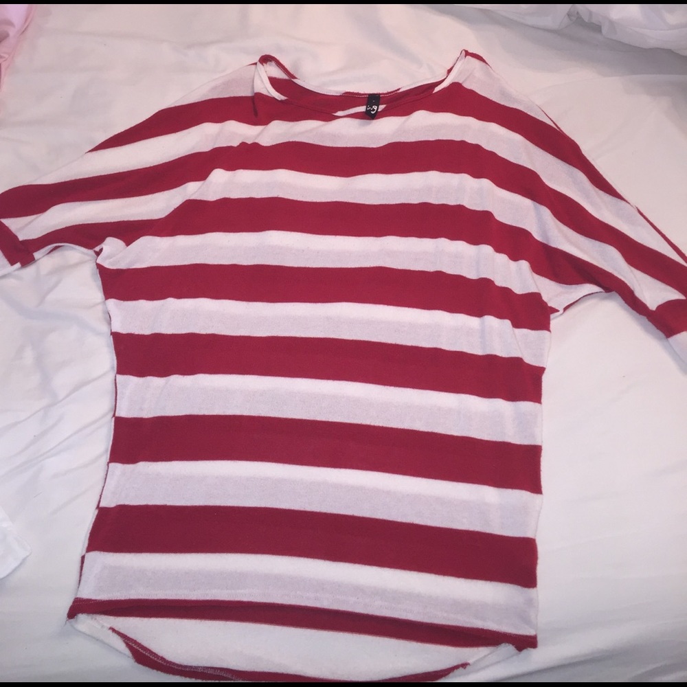 Red & White High/Low Slouchy Top