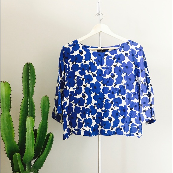 H&M Tops - FINAL PRICE | Blue + Cream Floral Print Blouse