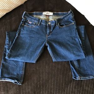 Hollister jeans. Size 27 (31 length)