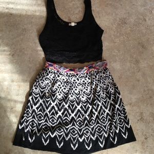 Complete outfit! Crop top and skirt.