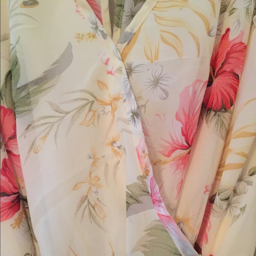PLUS SIZE DRESS - Picture 6 of 8
