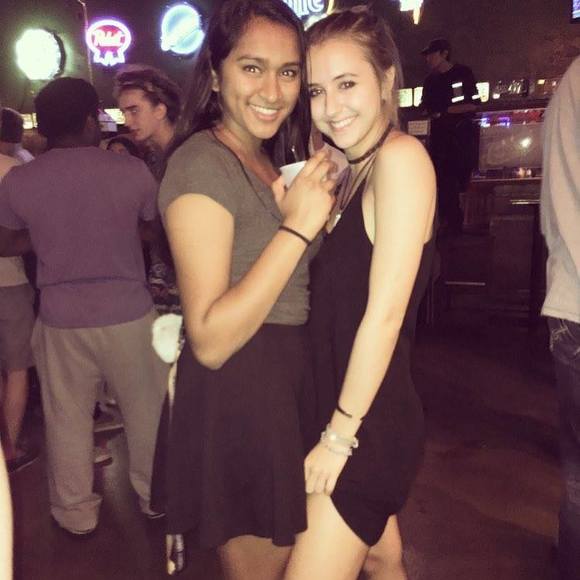 Meet your Posher, Jessy - Picture 1 of 1