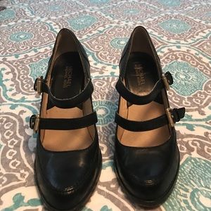 On Sale for 1 day only!Michael Kors heels 👠