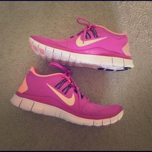 Nike Free Runs 5.0