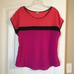 Short sleeve blouse