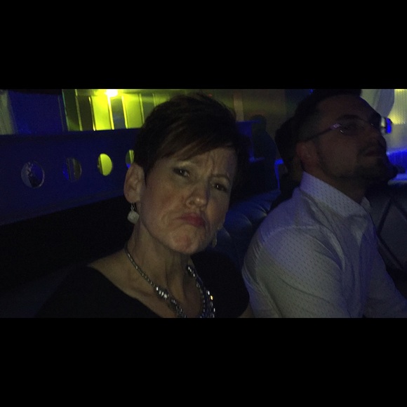 Meet your Posher, Lori - Picture 2 of 2