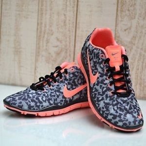 Nike Free cheetah print sneakers