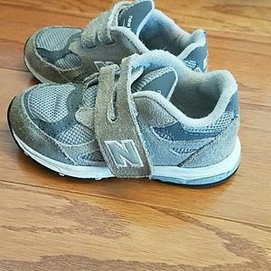 Toddler boy, New Balance 990, size 8 M