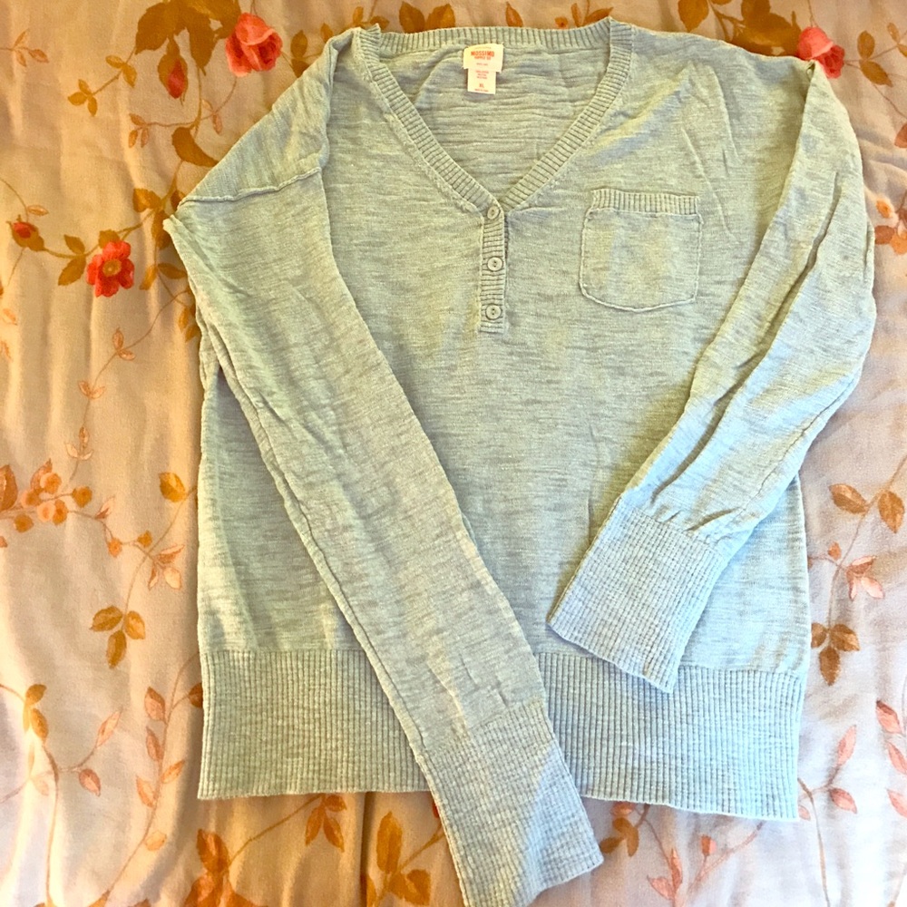 Cute turquoise sweater