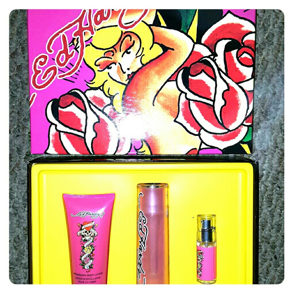 Ed Hardy Parfum Gift Set