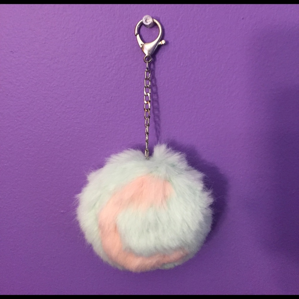 Pom Pom poof bag charm