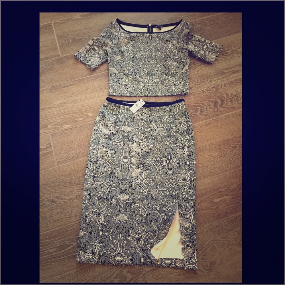 Express Crop top and pencil skirt set