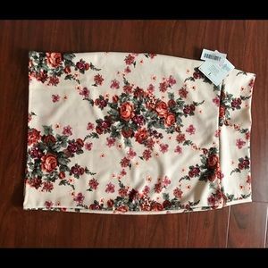 Lularoe BNWT size large Cassie skirt