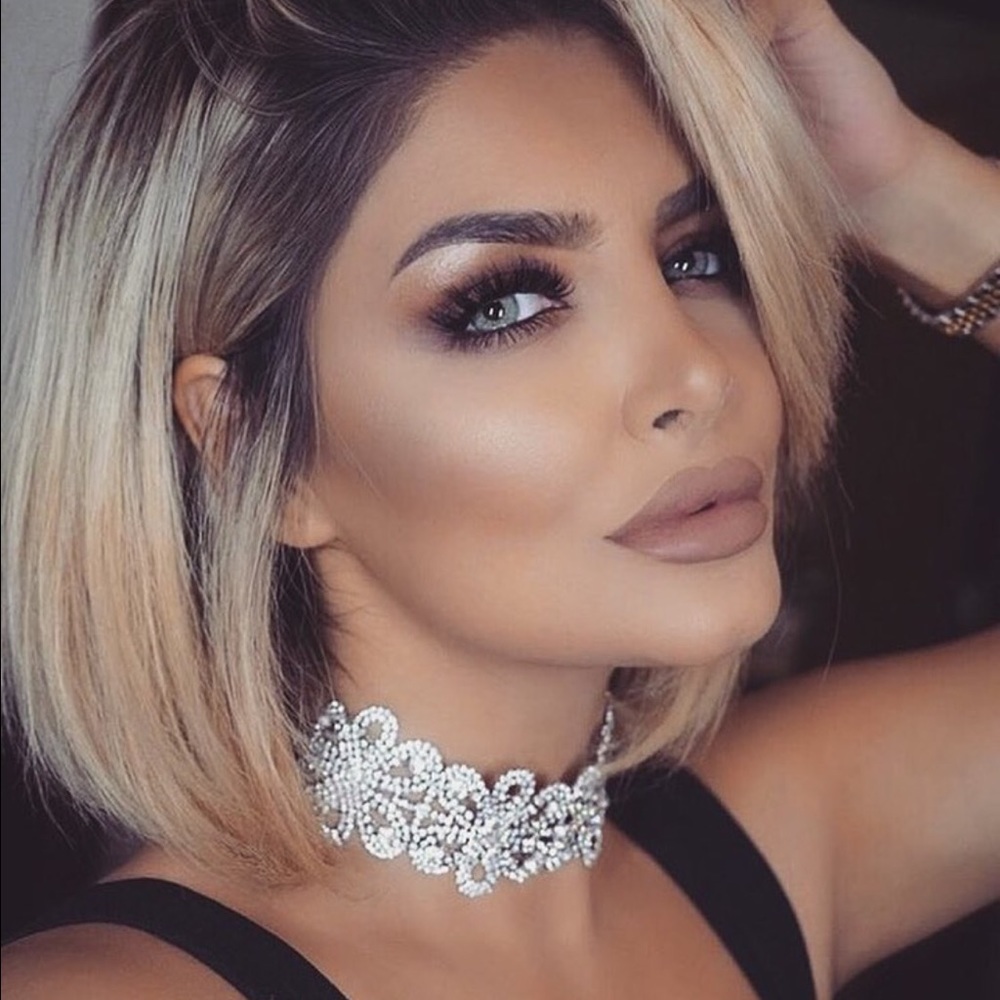 Kylie Luxe Flower Crystal Rhinestone Choker - Picture 1 of 8