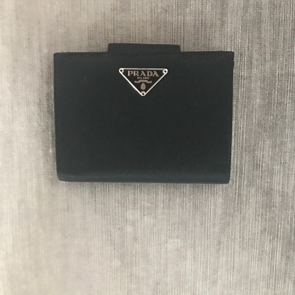 Prada nylon wallet - Picture 1 of 5