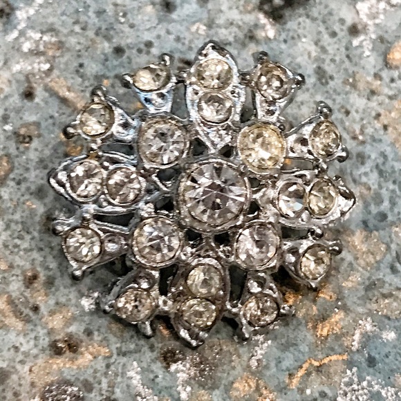 Vintage Rhinestone Pin - Picture 2 of 4