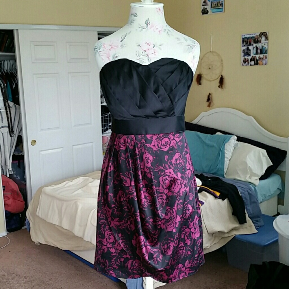 Sweetheart strapless dress